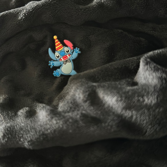 Stitch croc charm - Picture 2 of 2